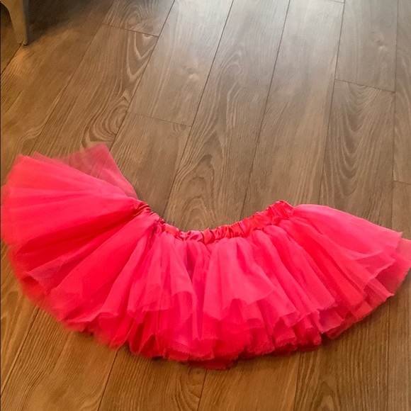 Pink tutu - Picture 2 of 2